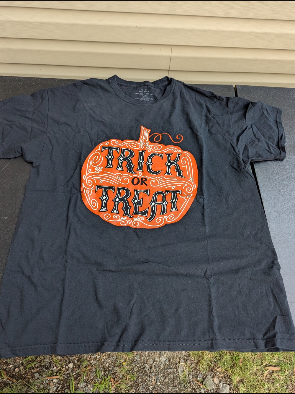 Black Halloween 'Trick or Treat' Pumpkin Graphic Tee